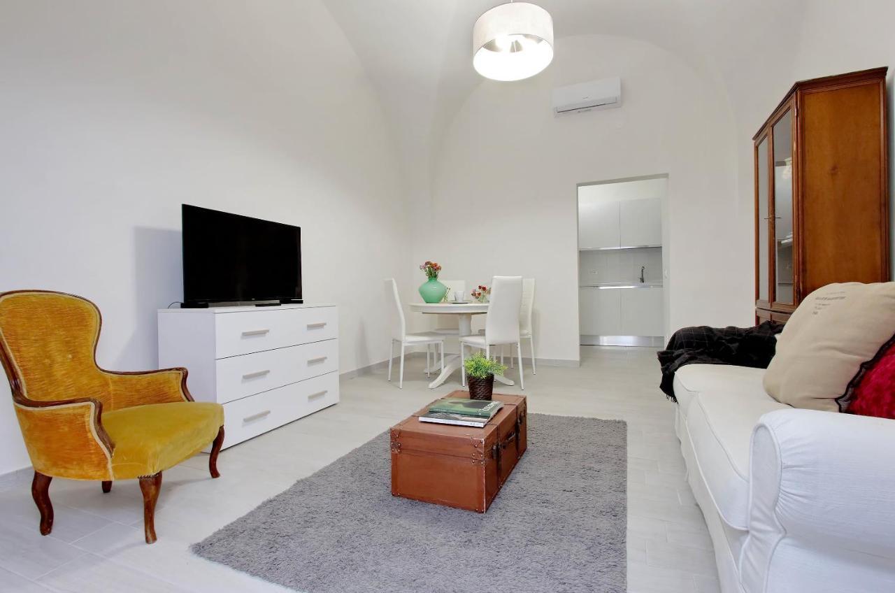 Ponte Cavour Apartment Rom Exteriör bild