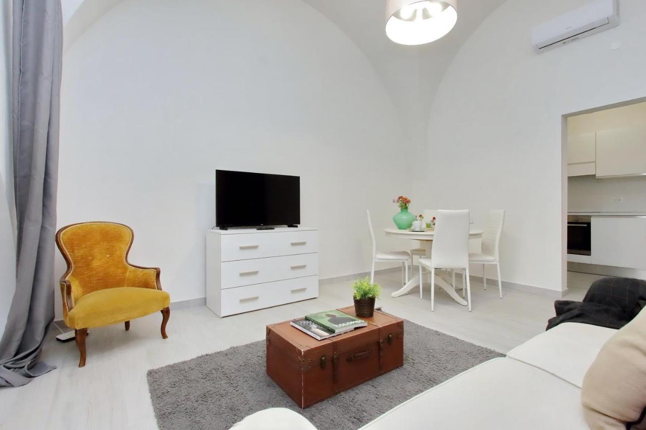 Ponte Cavour Apartment Rom Exteriör bild